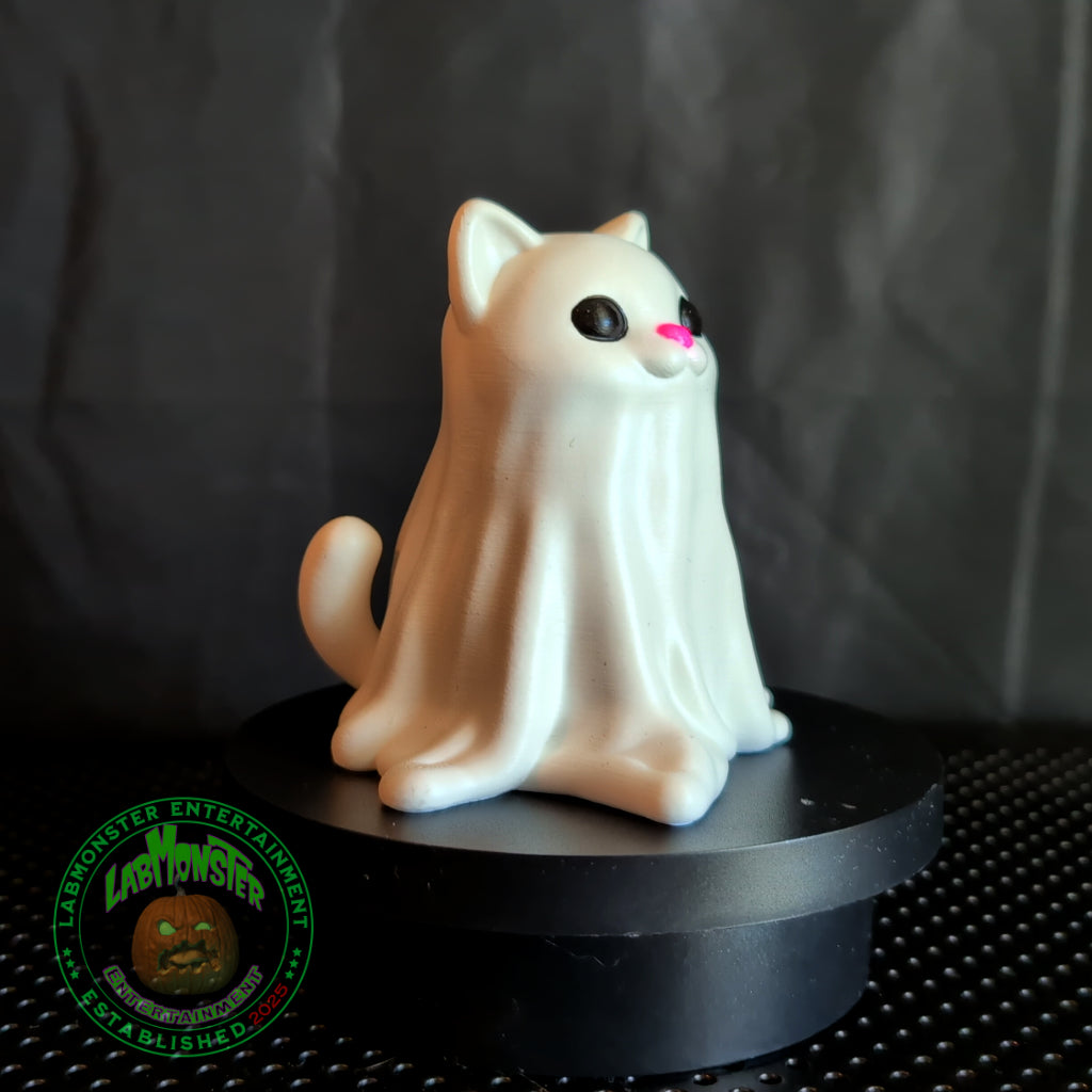 Adorable Ghost Kitty for Halloween Home Decor