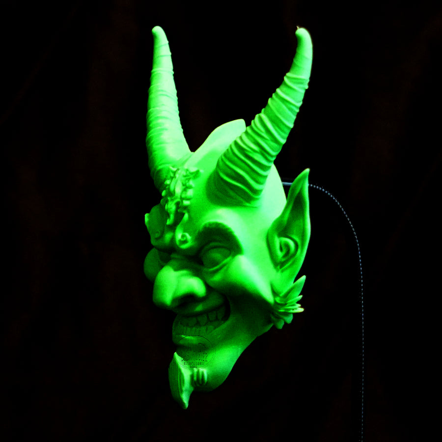 Cackling Wall Demon Spectral Green