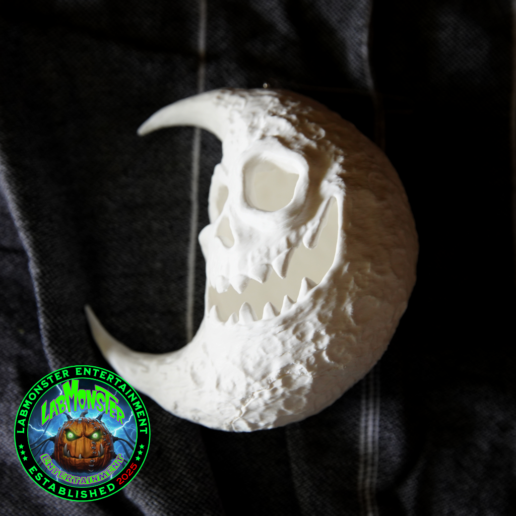 Paint-Your-Own Gothic Moon Skull Christmas Ornament with Top Hat – Unpainted 3D Printed PLA Blank – DIY Creepmas Decoration