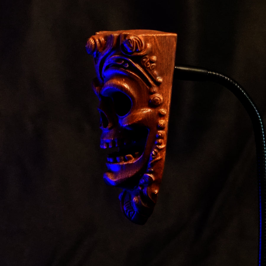 CASTLE SKULL WALL ORNAMENT