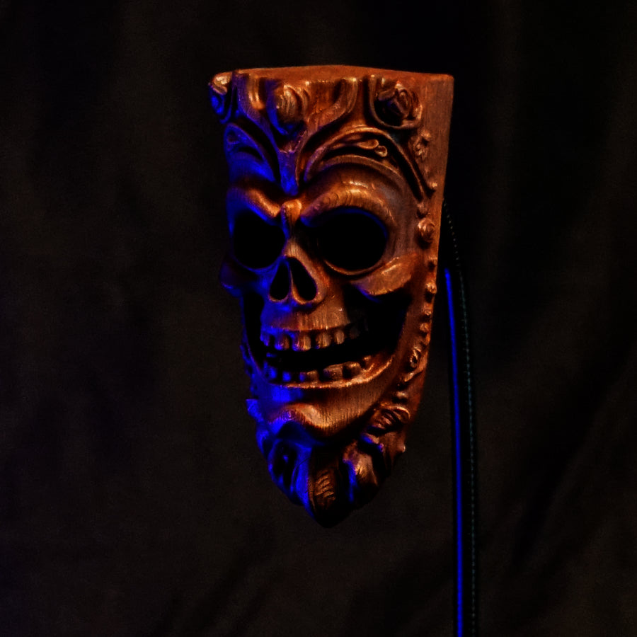 CASTLE SKULL WALL ORNAMENT