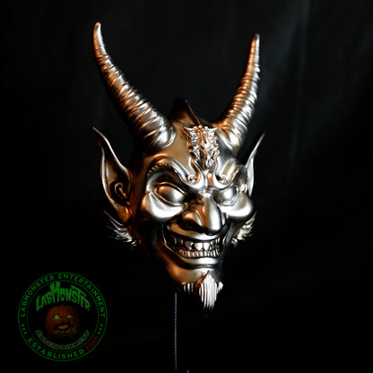 Cackling Wall Devil Chrome ornament