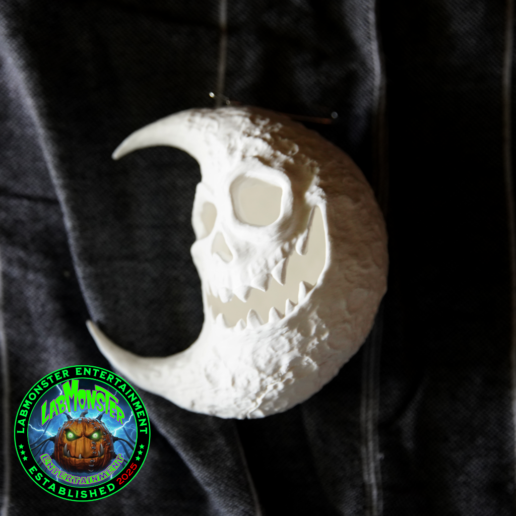 Paint-Your-Own Gothic Moon Skull Christmas Ornament with Top Hat – Unpainted 3D Printed PLA Blank – DIY Creepmas Decoration