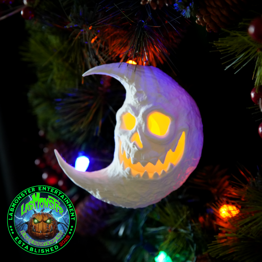 Paint-Your-Own Gothic Moon Skull Christmas Ornament with Top Hat – Unpainted 3D Printed PLA Blank – DIY Creepmas Decoration